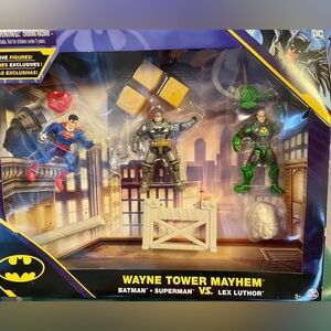 Wayne Tower Meyhem Action Set includes Batman, Superman, Lex Luther